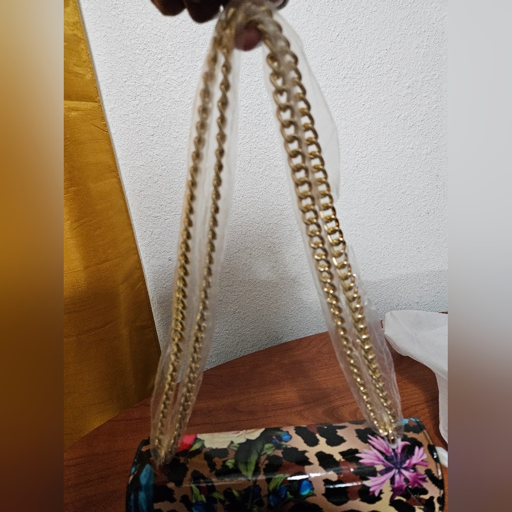 Betsey Johnson Leopard Bow Slingback Heels with Coordinating Trendology Handbag - Picture 13 of 14